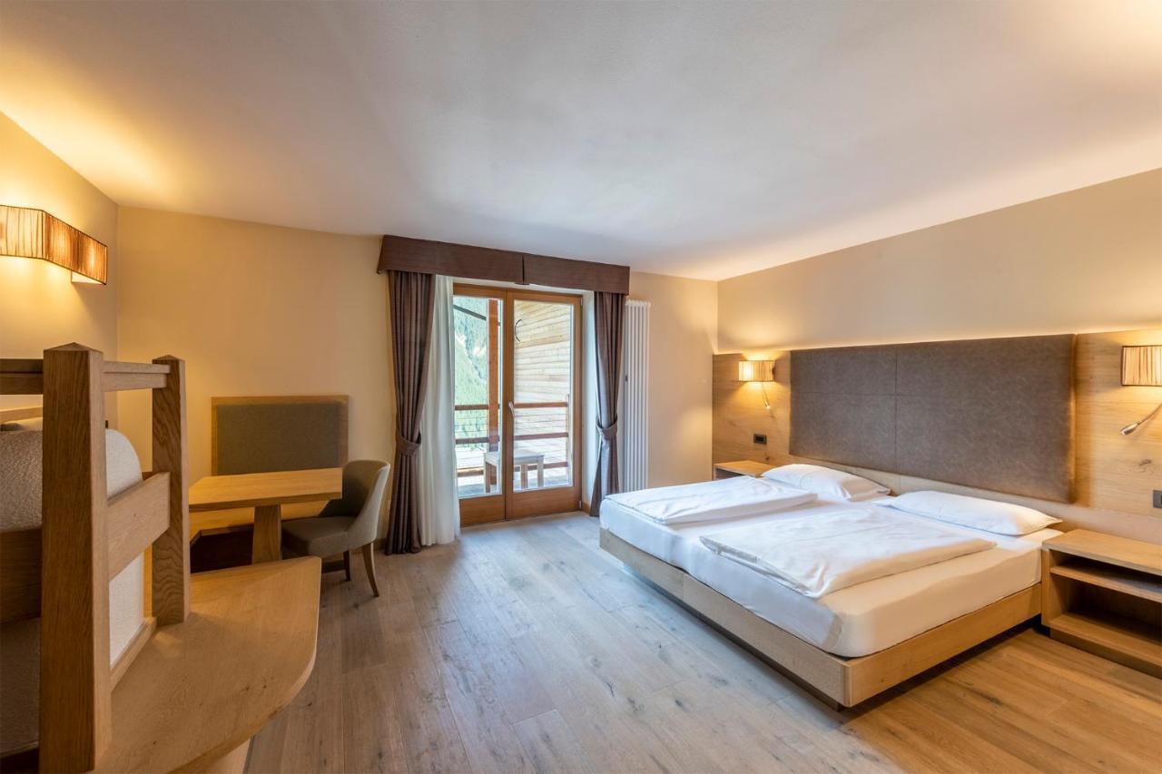 Design & Suite Hotel Ciarnadoi Віго-ді-Фасса Екстер'єр фото