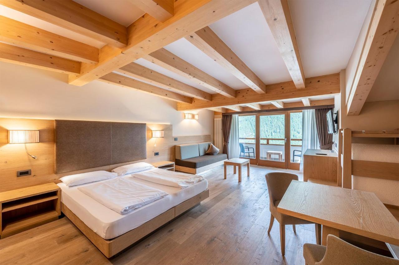 Design & Suite Hotel Ciarnadoi Віго-ді-Фасса Екстер'єр фото