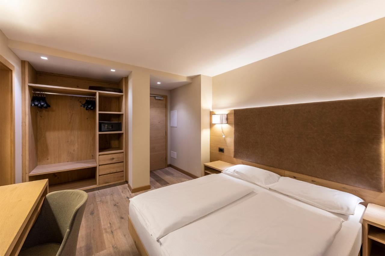Design & Suite Hotel Ciarnadoi Віго-ді-Фасса Екстер'єр фото