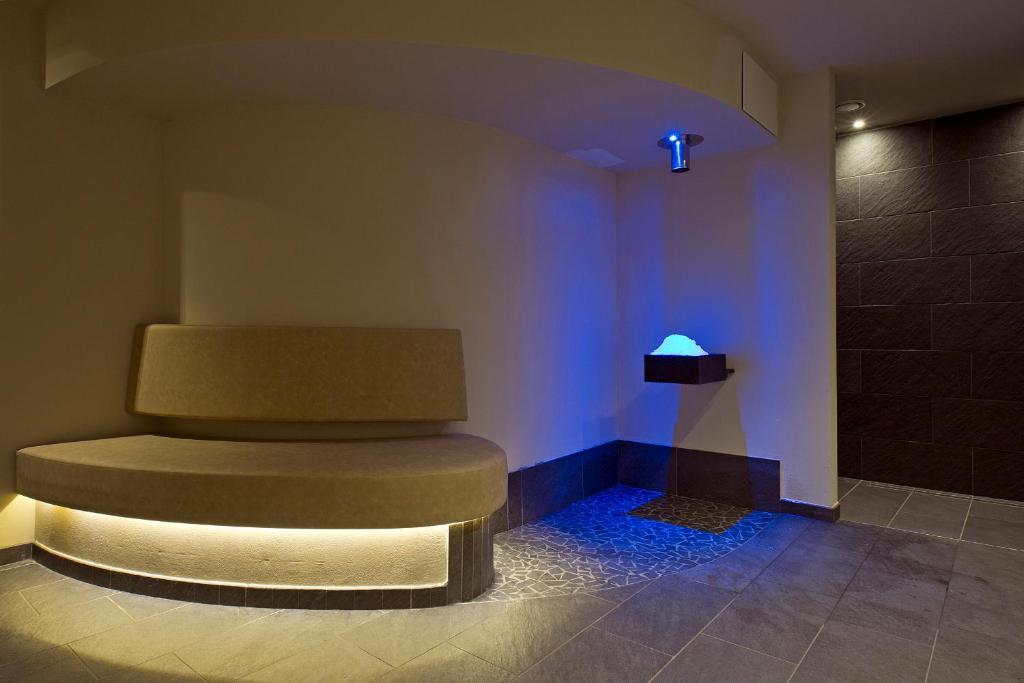 Design & Suite Hotel Ciarnadoi Віго-ді-Фасса Екстер'єр фото